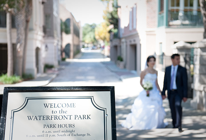 welcome to the waterfront park sign